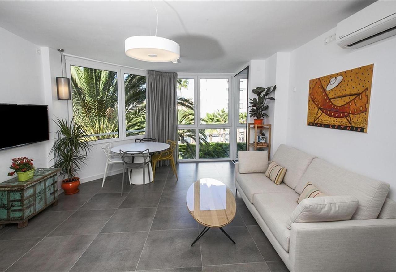 Super Front Line Modern New Apartm Нерха Екстер'єр фото